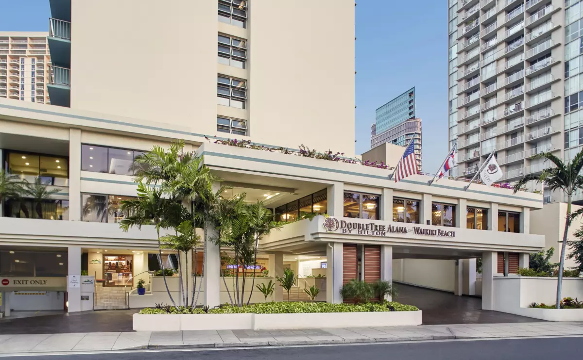 ハワイのヒルトンホテルをエリア別に紹介！予約方法・そのほかおすすめホテルも必見